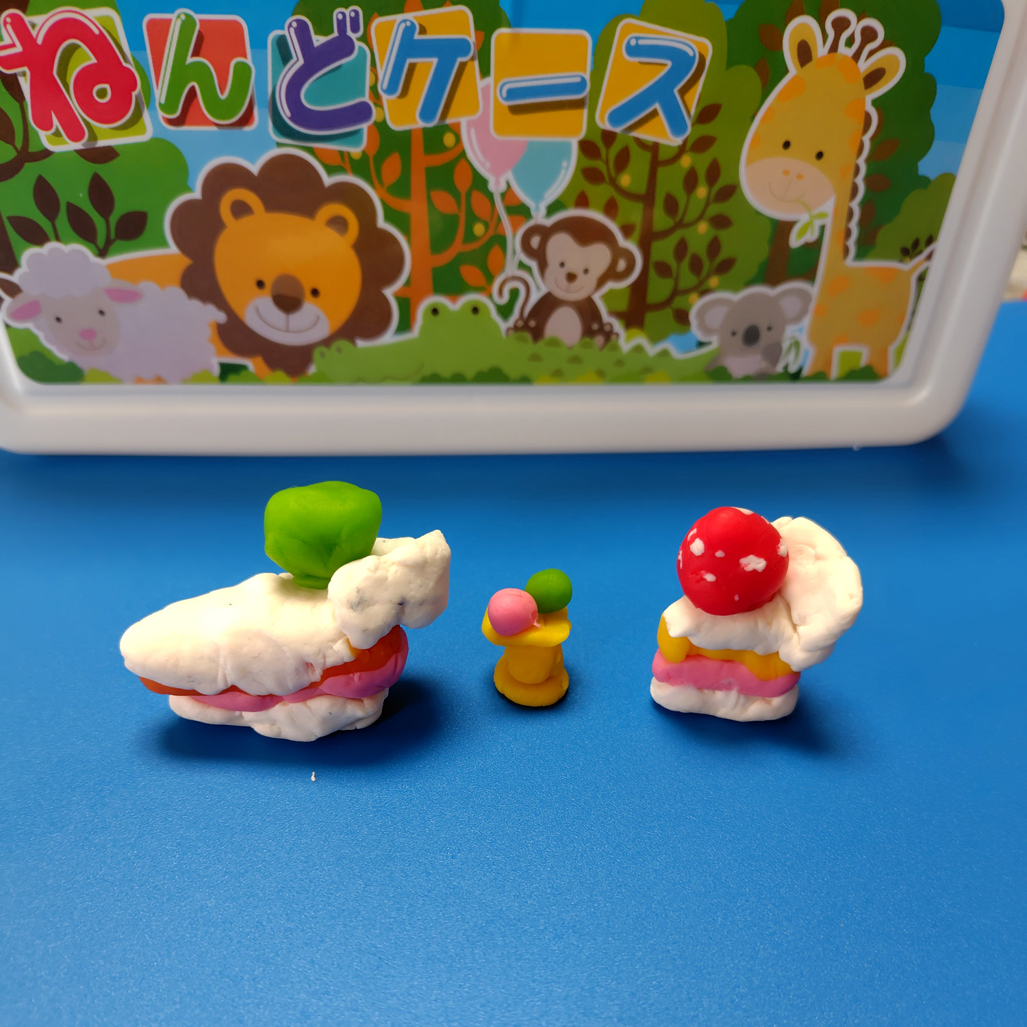 ケーキとアイス